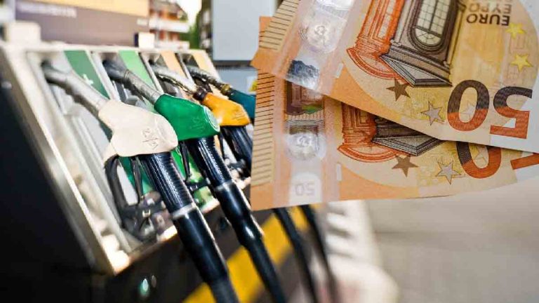 casino-une-nouvelle-chance-doctroyer-le-carburant-a-1-euro